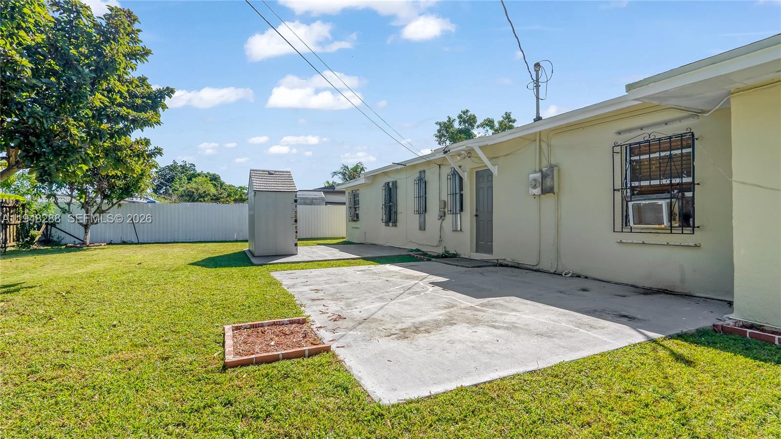 14421 Harrison St Miami, FL 33176