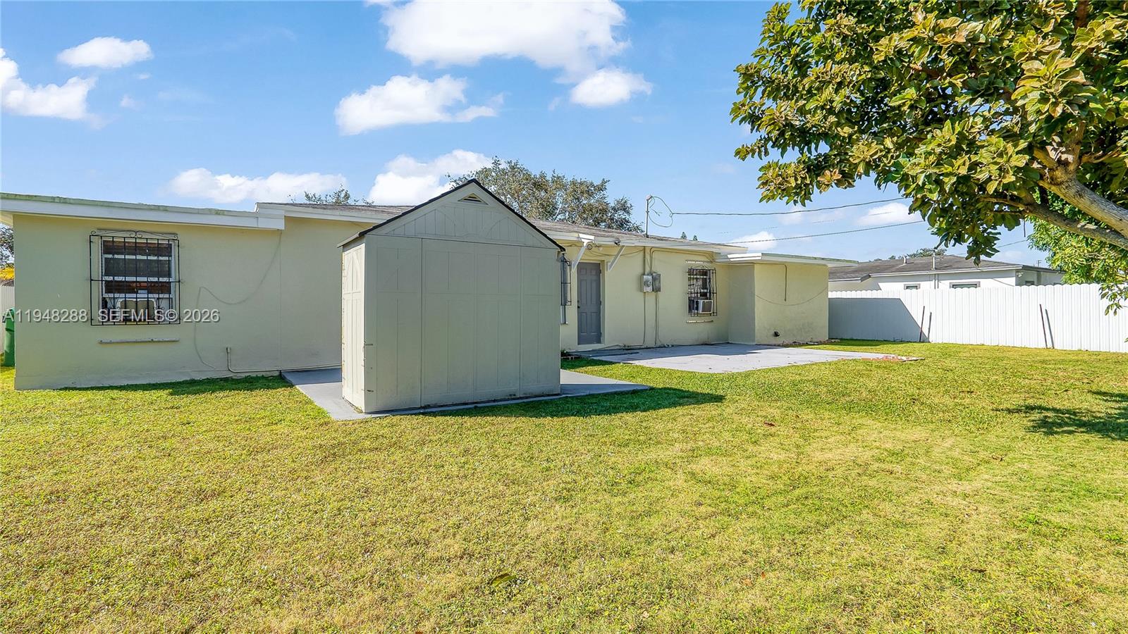 14421 Harrison St Miami, FL 33176