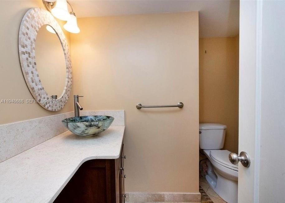 1780 NE 191st St #705-2 Miami, FL 33179