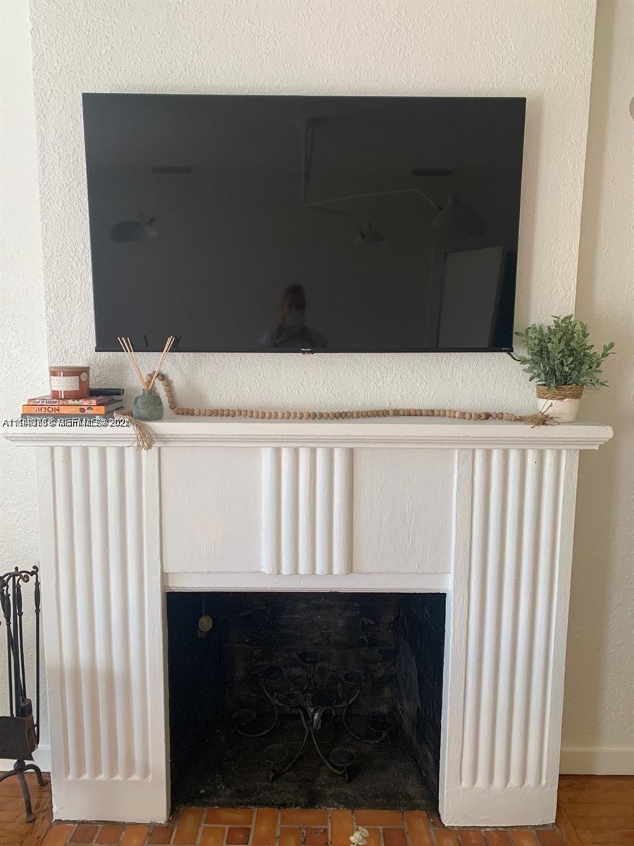 331 SW 19th Rd Miami, FL 33129