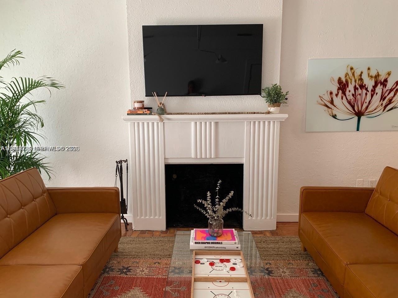 331 SW 19th Rd Miami, FL 33129