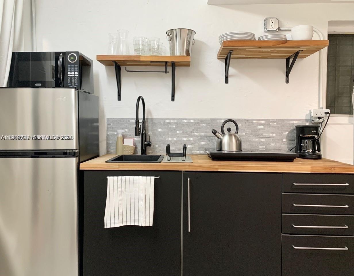 331 SW 19th Rd Miami, FL 33129