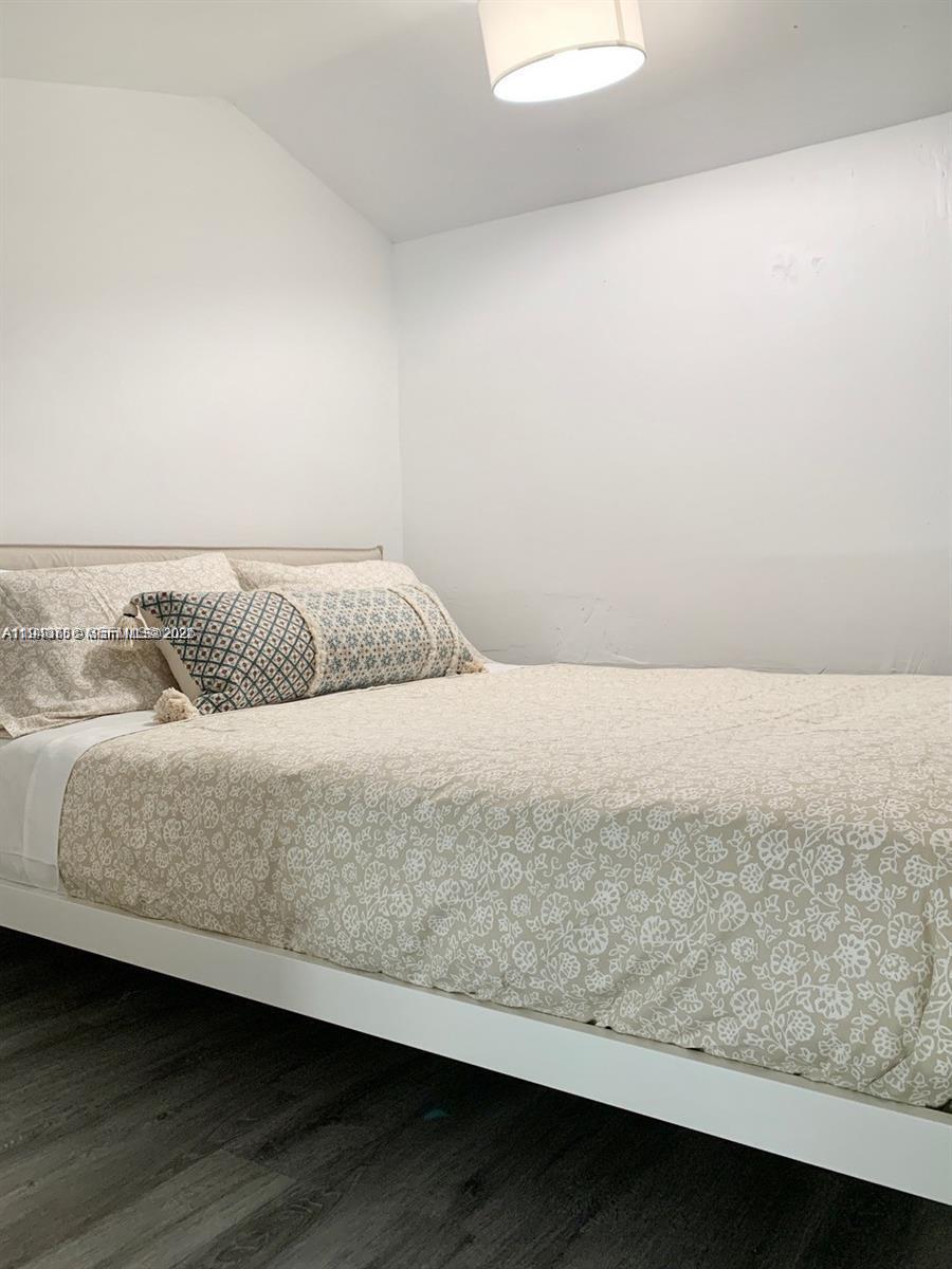 331 SW 19th Rd Miami, FL 33129