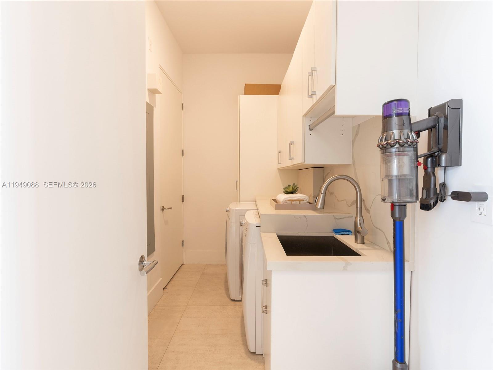 image Grove at Grand Bay20