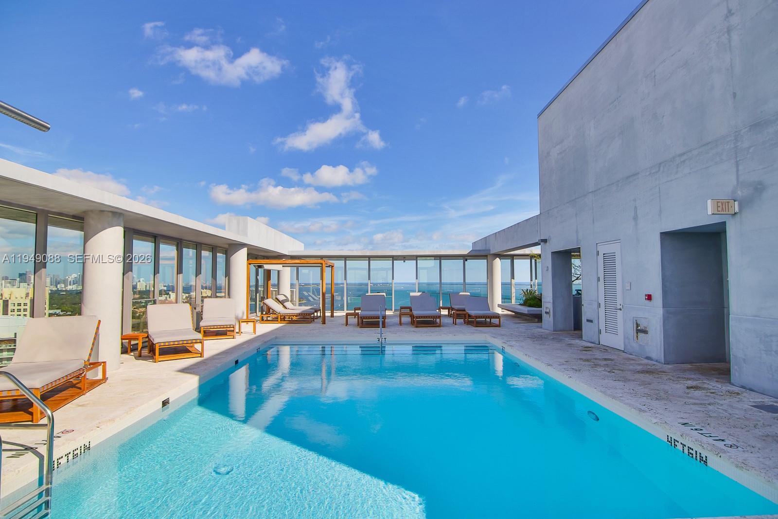 image Grove at Grand Bay28