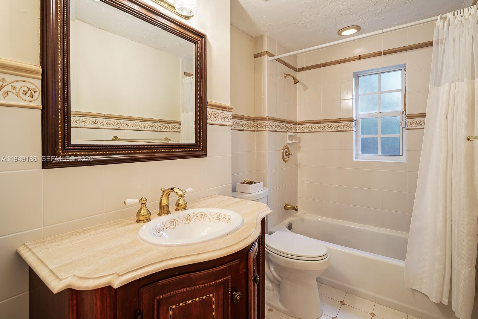 1315 Granada Blvd Coral Gables, FL 33134