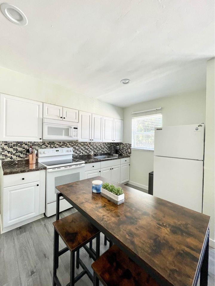 1130 NE 111th St Biscayne Park, FL 33161