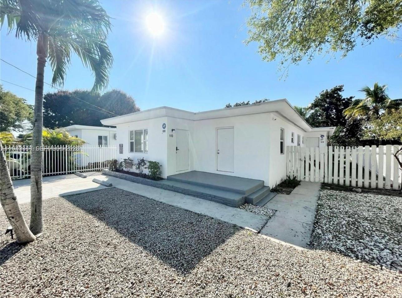 1130 NE 111th St Biscayne Park, FL 33161