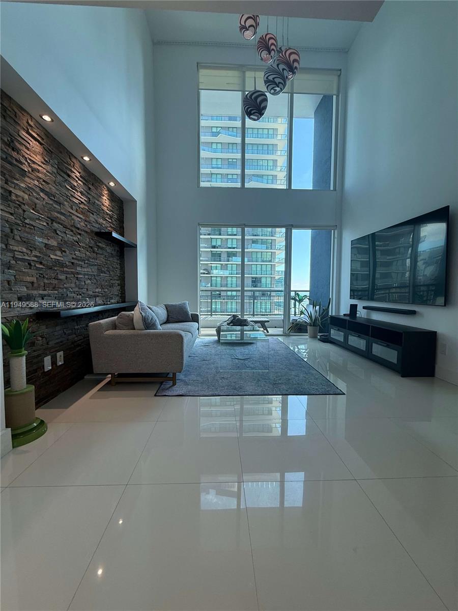 image Infinity at Brickell10