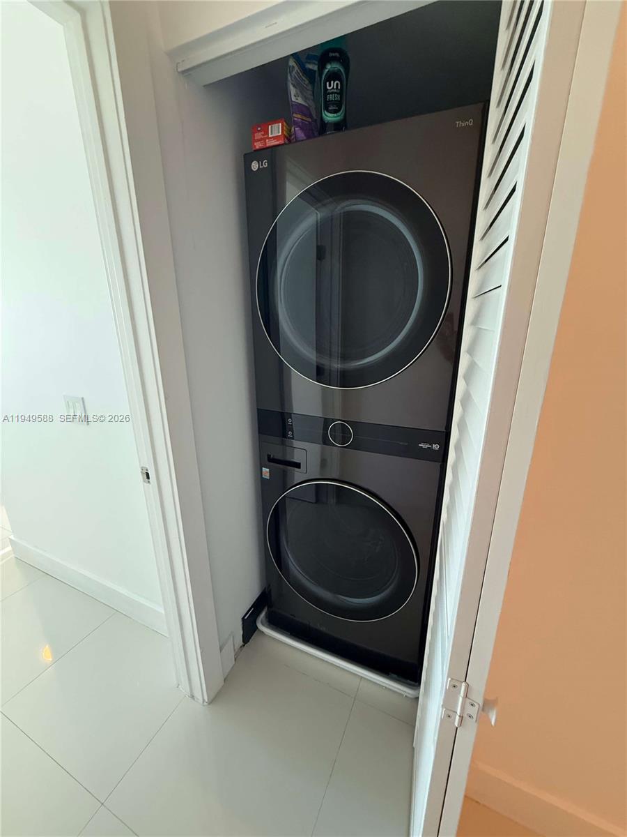 image Infinity at Brickell29