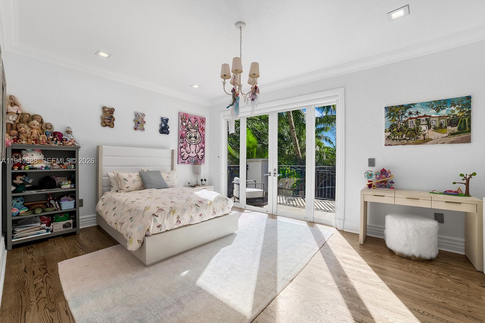 5002 SW 86th St Miami, FL 33143