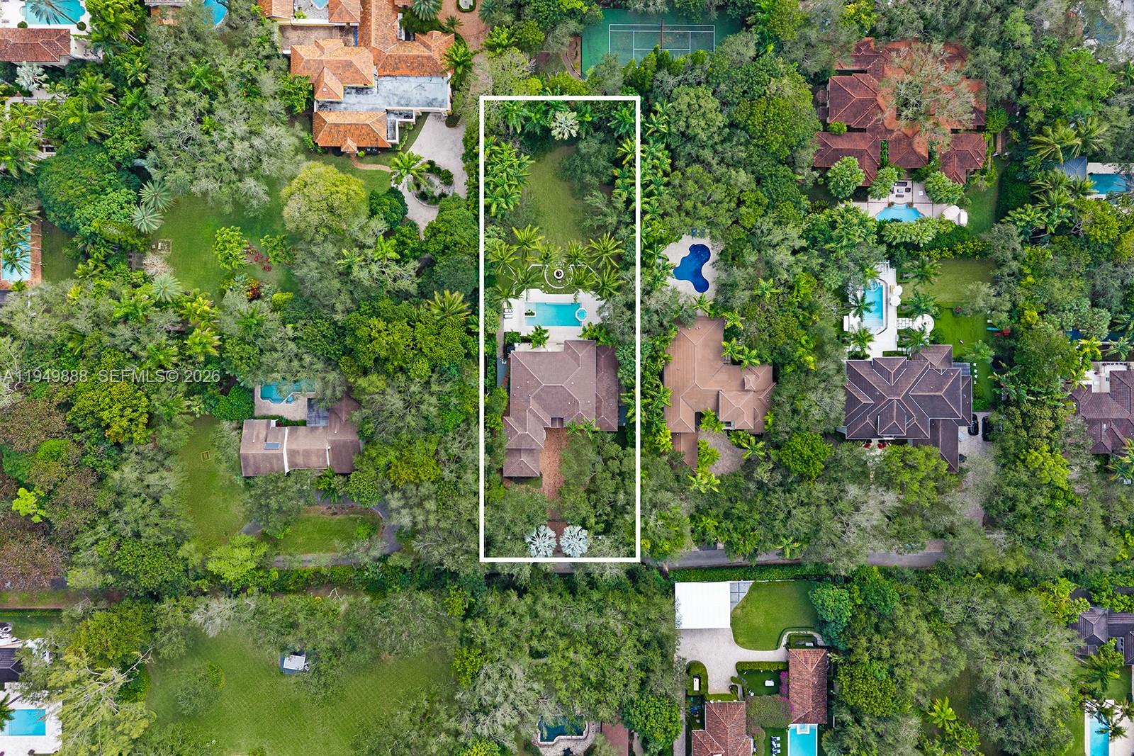 5002 SW 86th St Miami, FL 33143