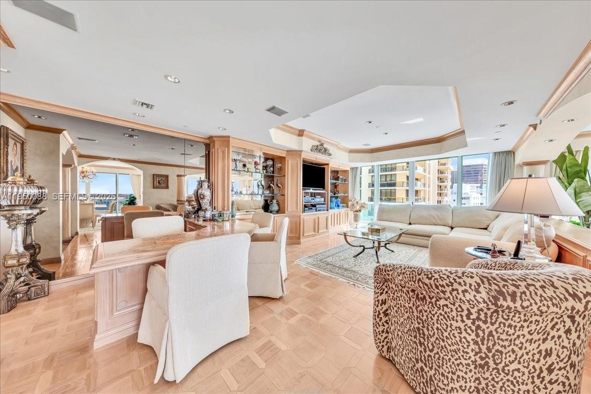 10101 Collins Ave #16B Bal Harbour, FL 33154