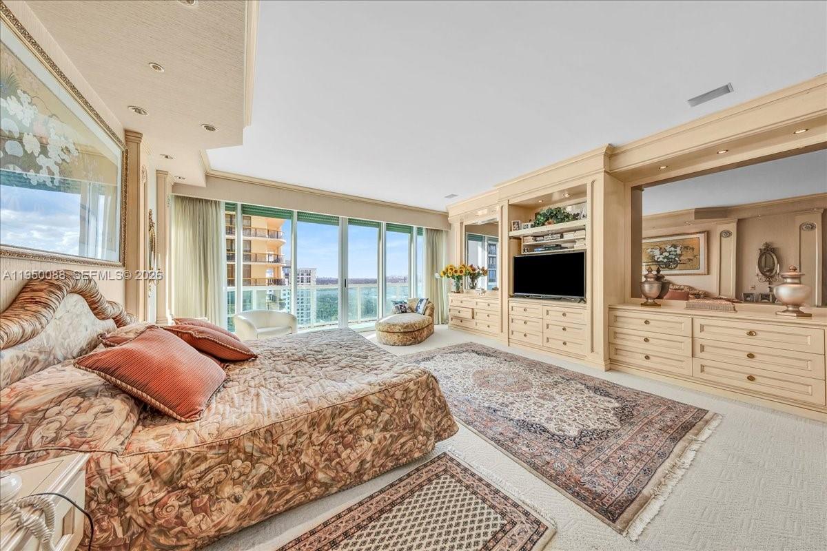 10101 Collins Ave #16B Bal Harbour, FL 33154