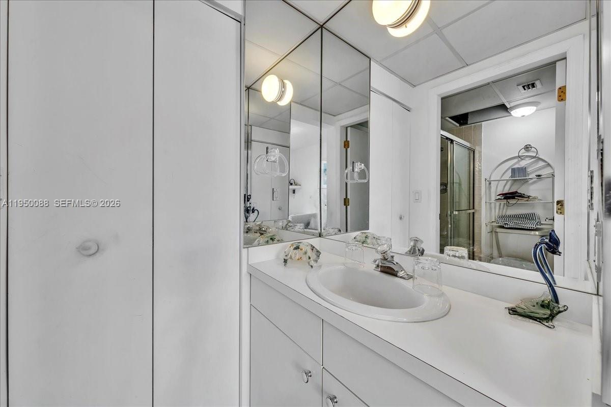 10101 Collins Ave #16B Bal Harbour, FL 33154