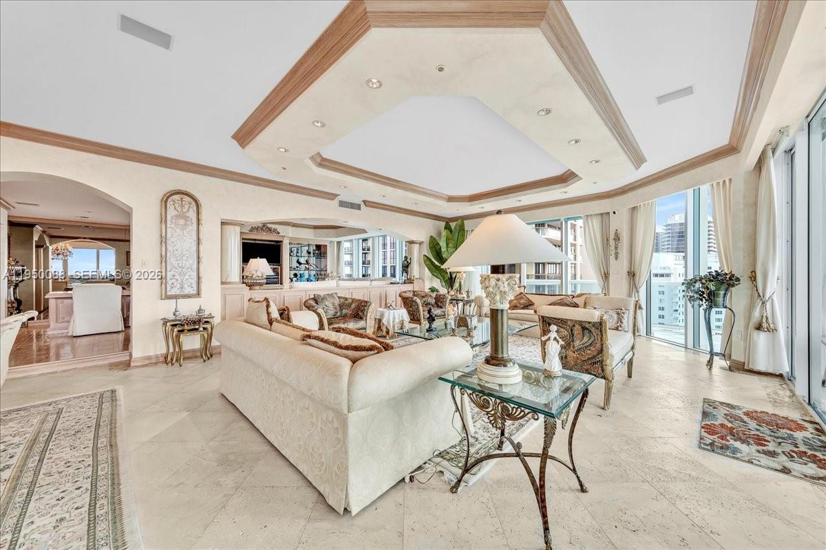 10101 Collins Ave #16B Bal Harbour, FL 33154