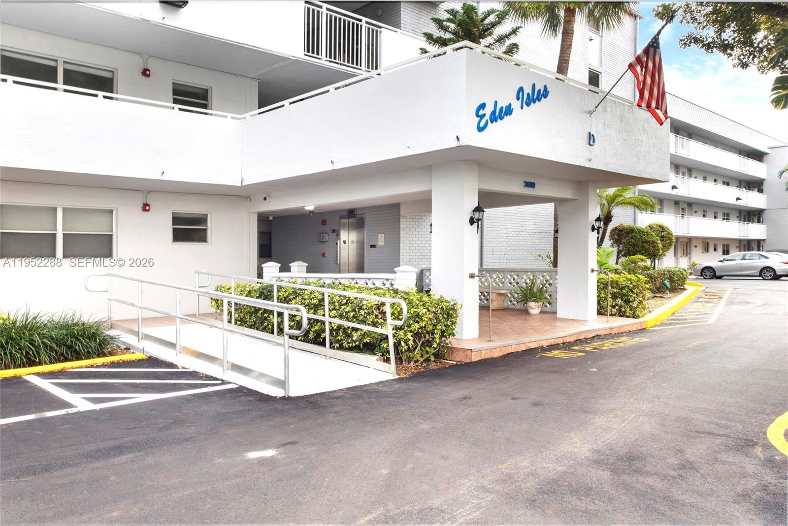 3600 NE 170th St #312 North Miami Beach, FL 33160