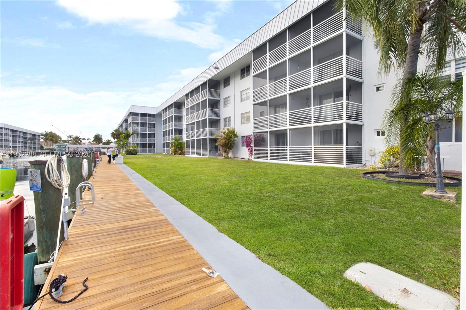 3600 NE 170th St #312 North Miami Beach, FL 33160