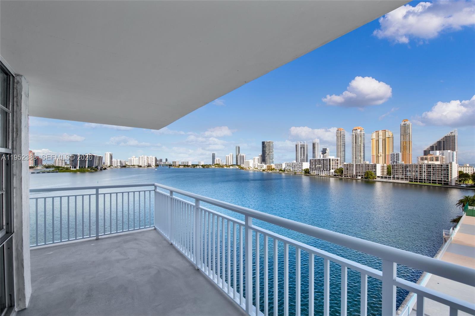 301 174th St #1018 Sunny Isles Beach, FL 33160