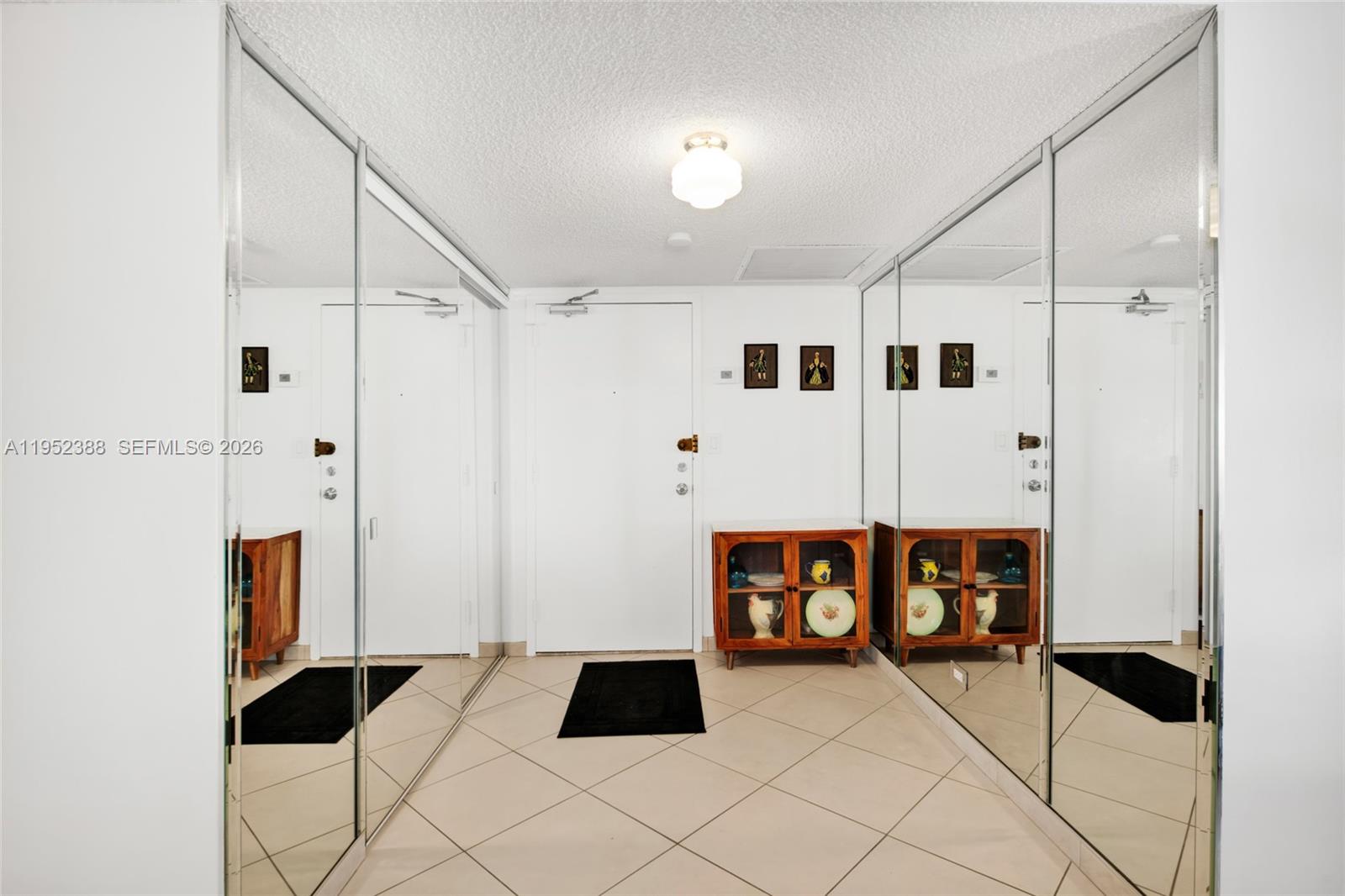 301 174th St #1018 Sunny Isles Beach, FL 33160