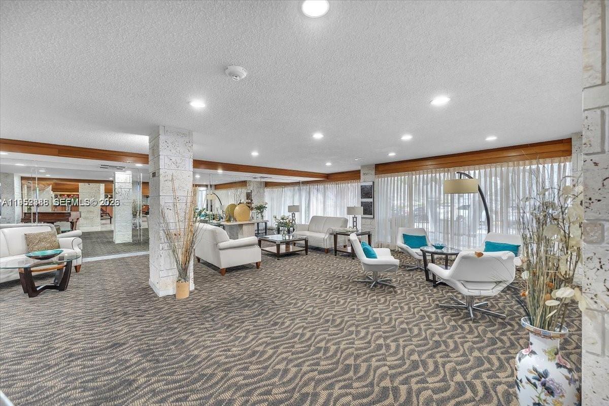 301 174th St #1018 Sunny Isles Beach, FL 33160