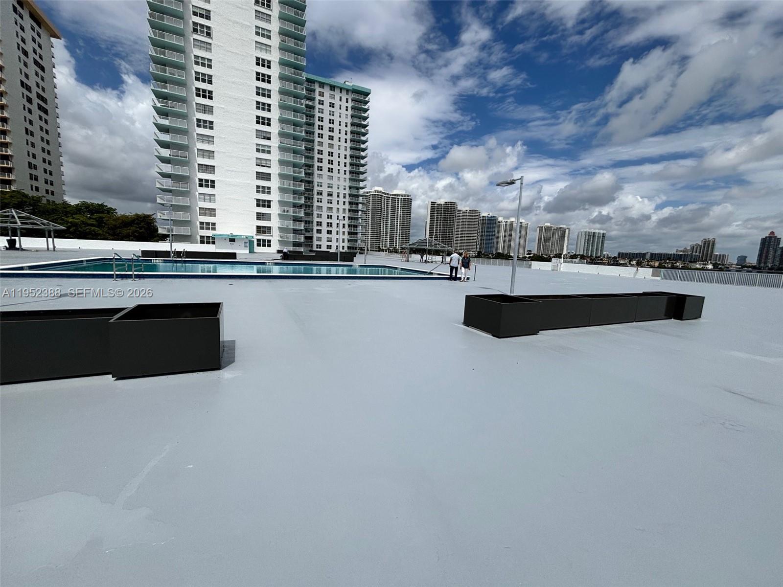 image Winston Towers 50054