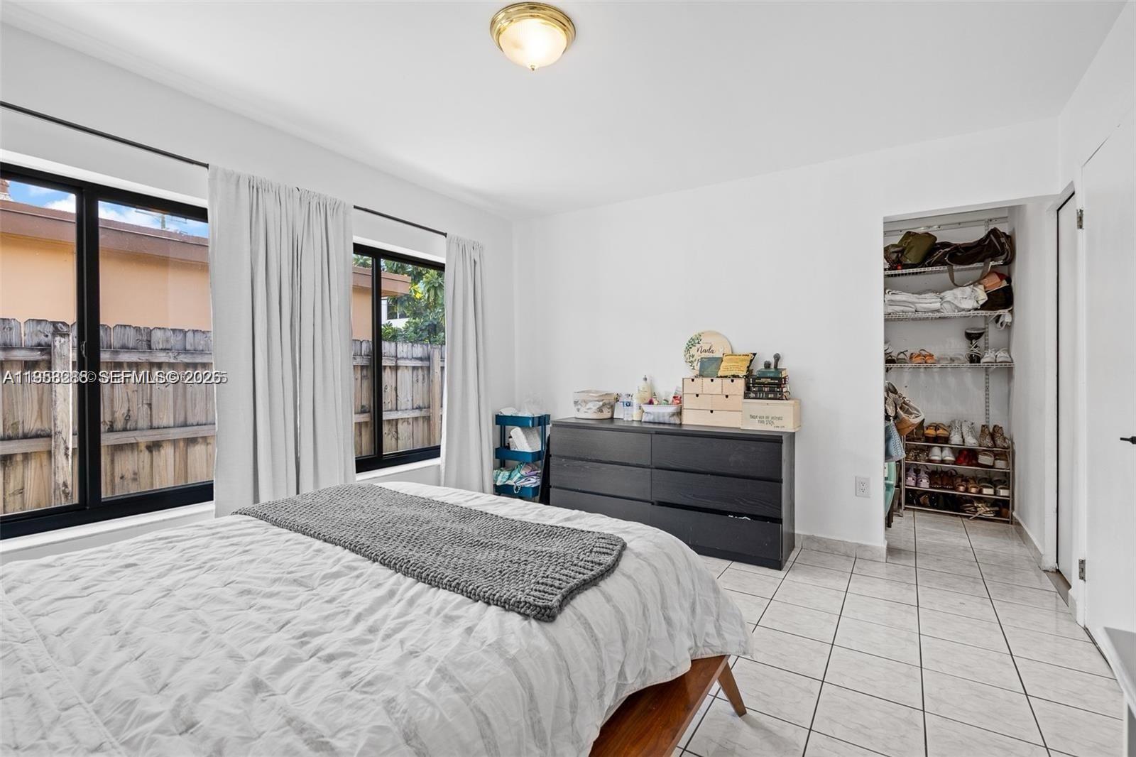 6418 SW 39th Ter Miami, FL 33155