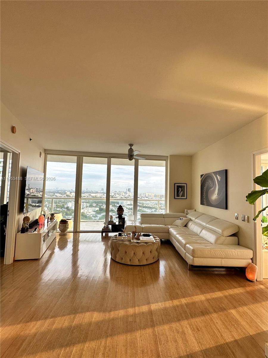 image Icon South Beach9