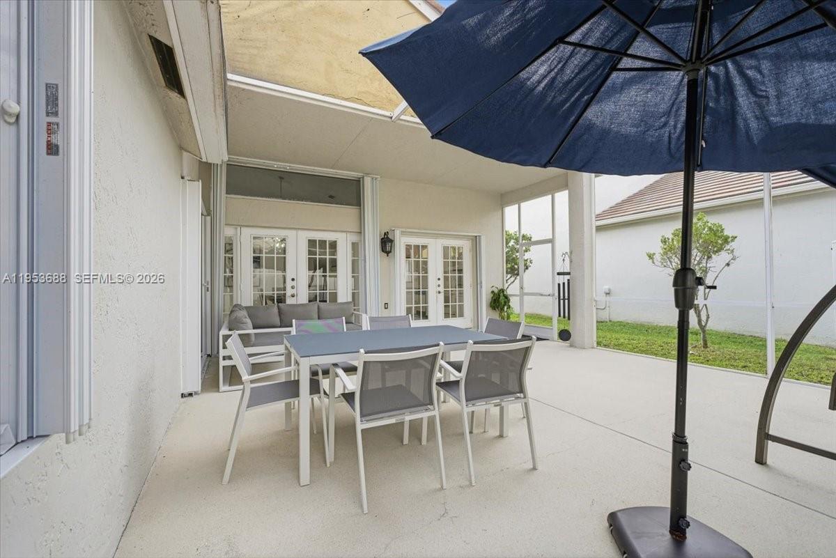 628 Stanton Dr Weston, FL 33326