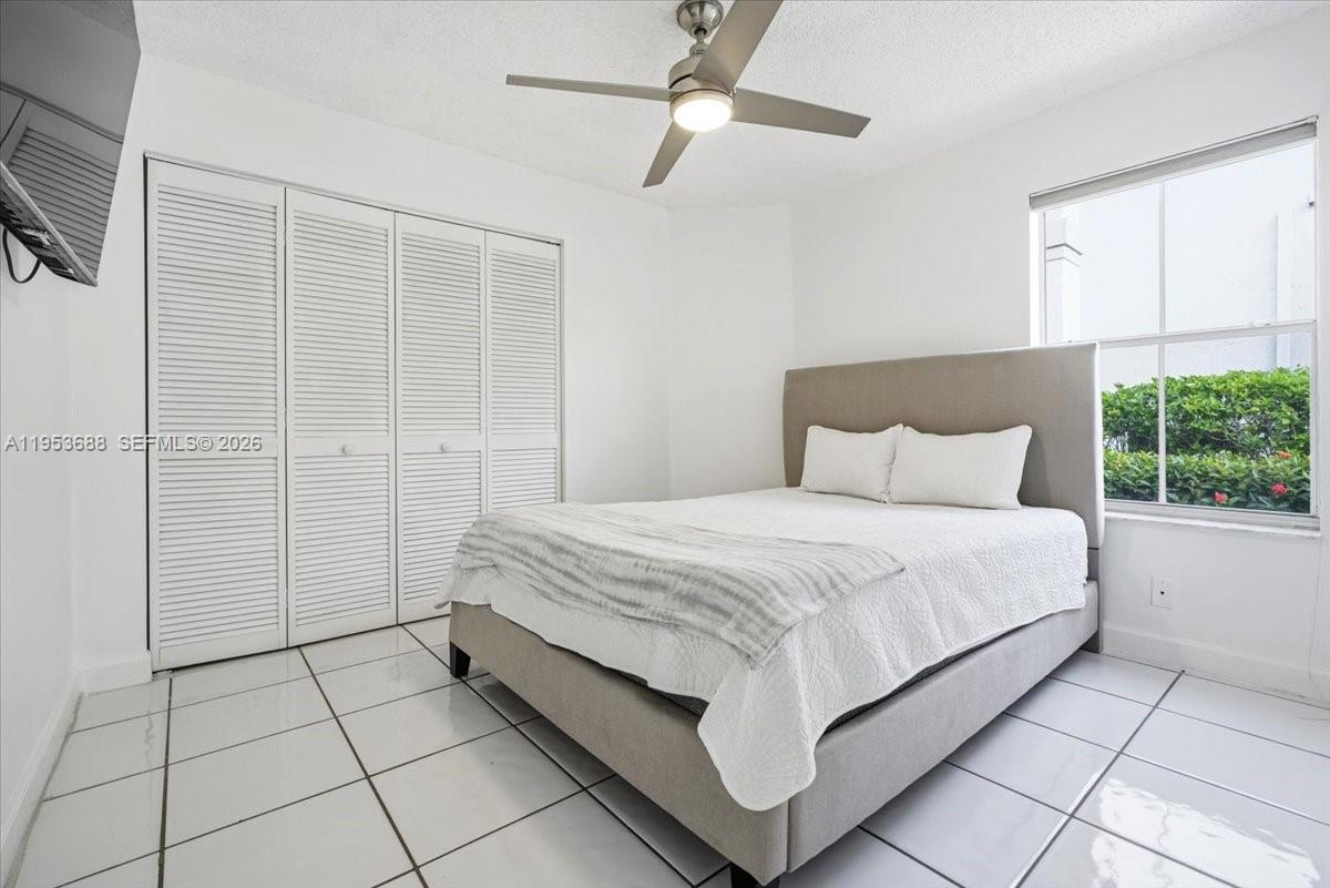 628 Stanton Dr Weston, FL 33326