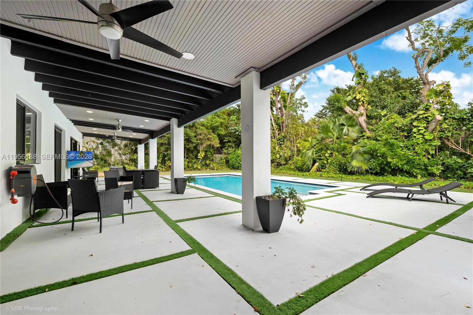 17203 SW 78th Pl Palmetto Bay, FL 33157