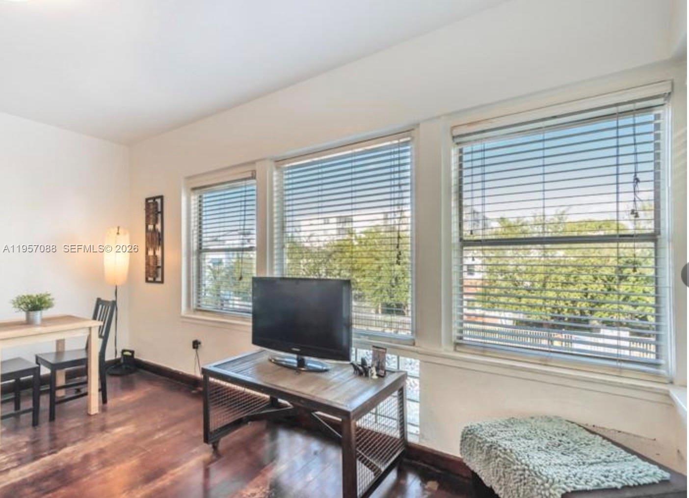 1555 Pennsylvania Ave #202 Miami Beach, FL 33139