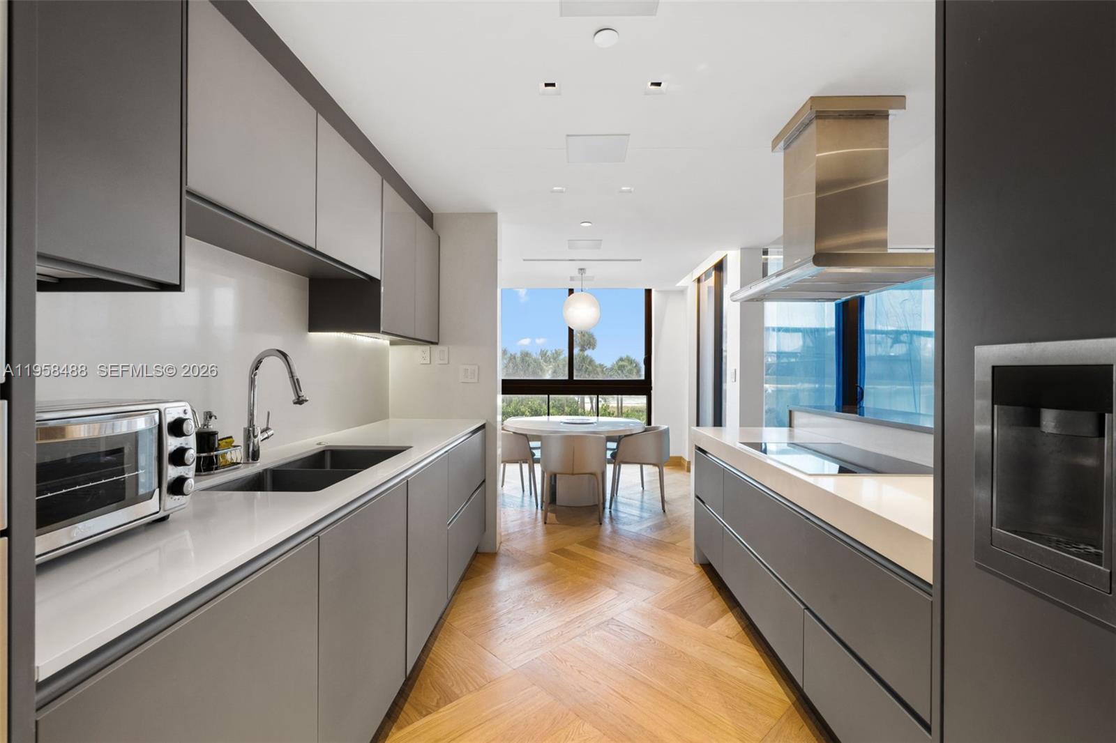 9999 Collins Ave #3E Bal Harbour, FL 33154