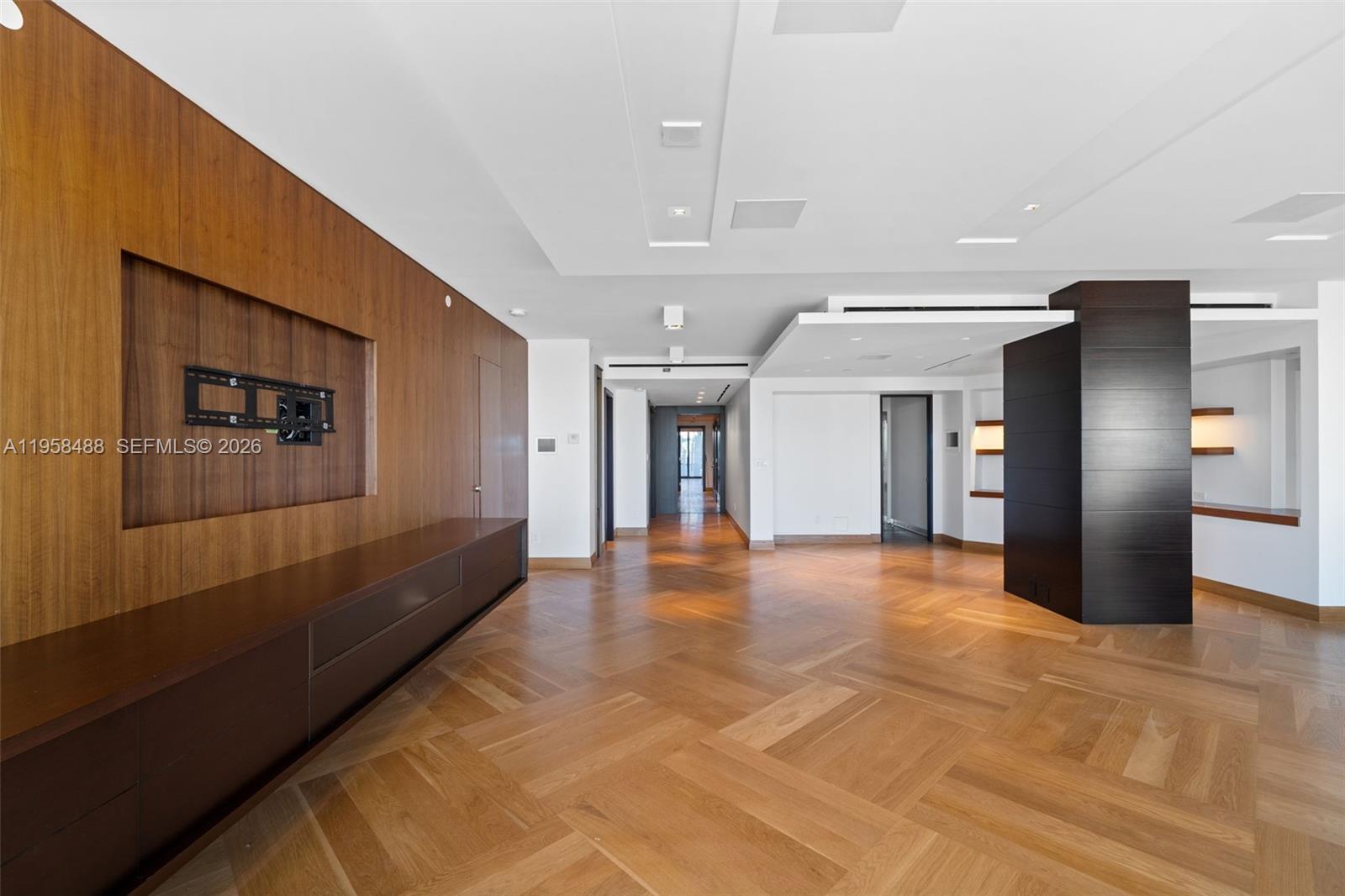 9999 Collins Ave #3E Bal Harbour, FL 33154