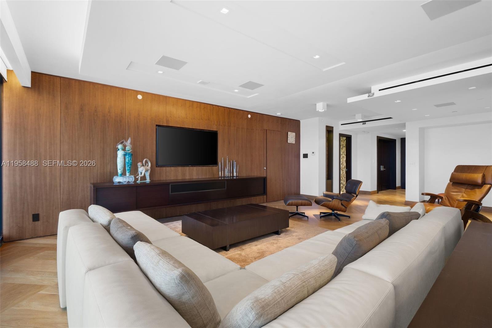 9999 Collins Ave #3E Bal Harbour, FL 33154