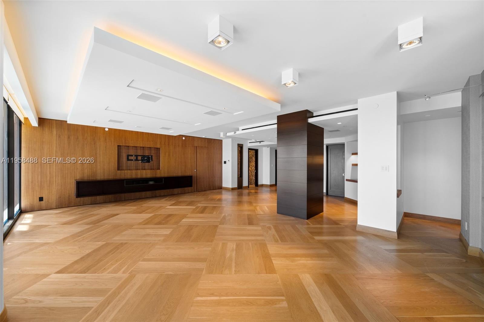 9999 Collins Ave #3E Bal Harbour, FL 33154