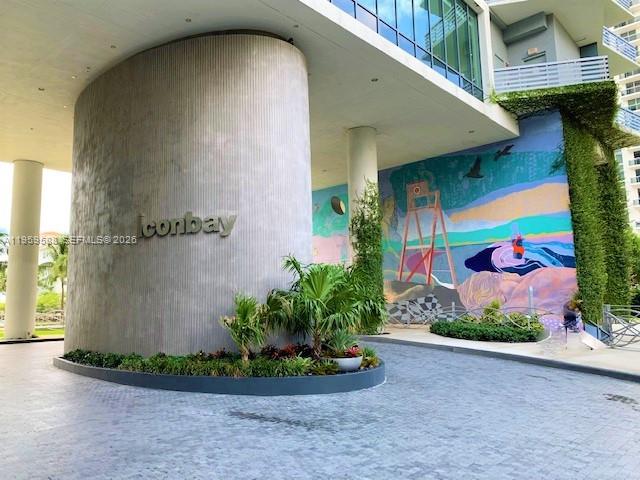 460 NE 28th St #3307