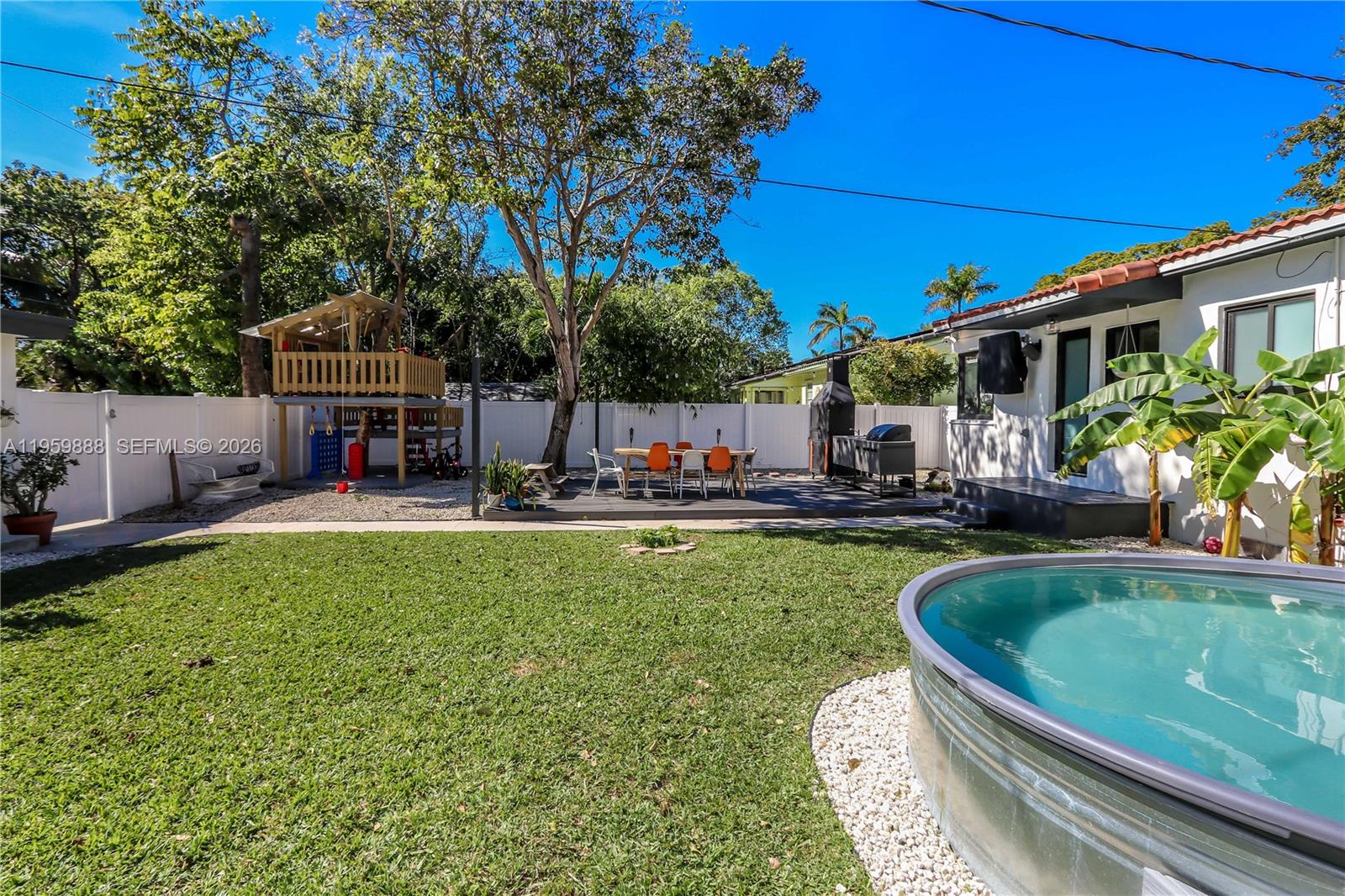 1516 Mayo St Hollywood, FL 33020