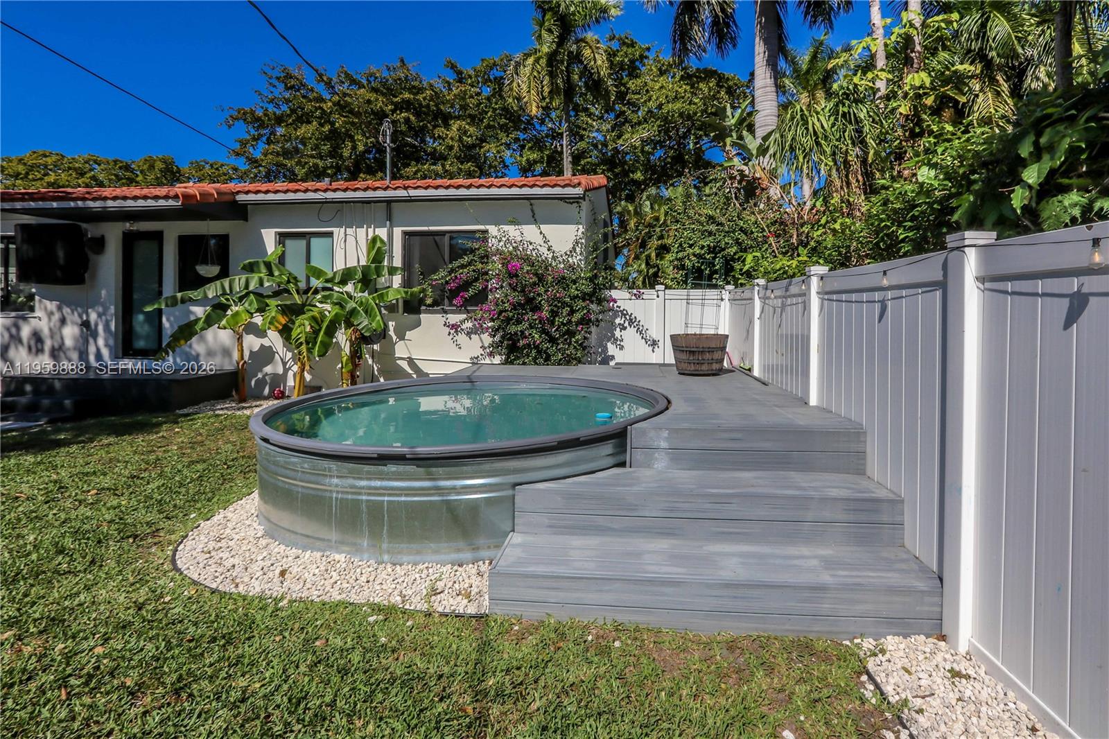 1516 Mayo St Hollywood, FL 33020