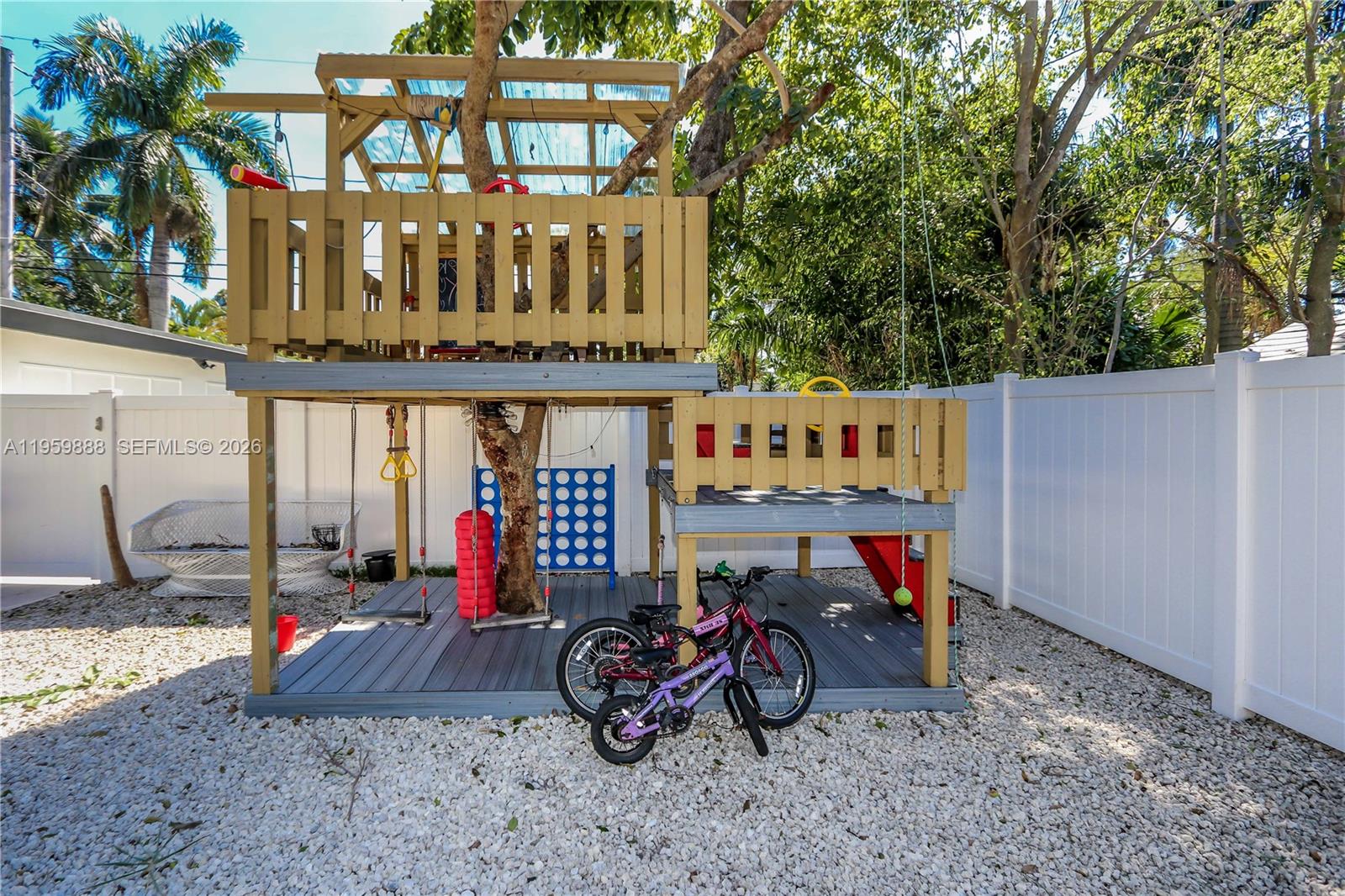 1516 Mayo St Hollywood, FL 33020