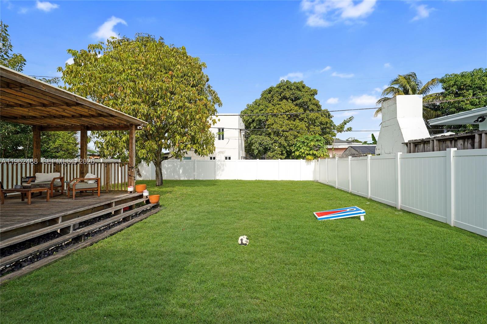 1737 SW 11th St Miami, FL 33135