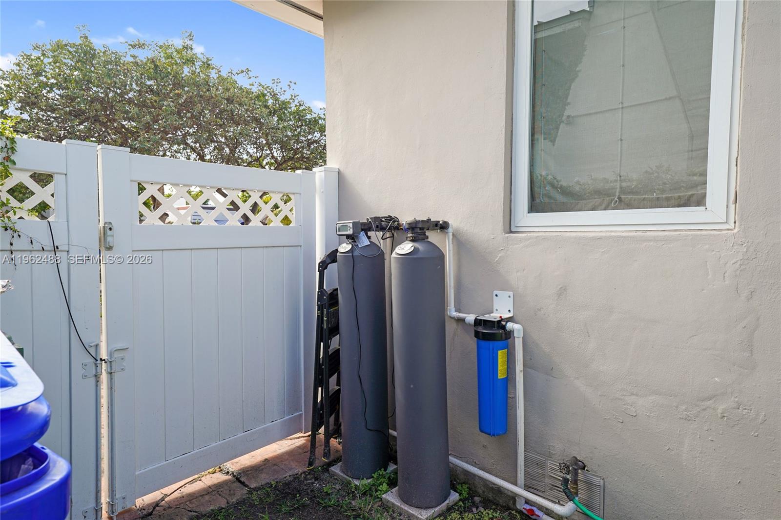 1737 SW 11th St Miami, FL 33135