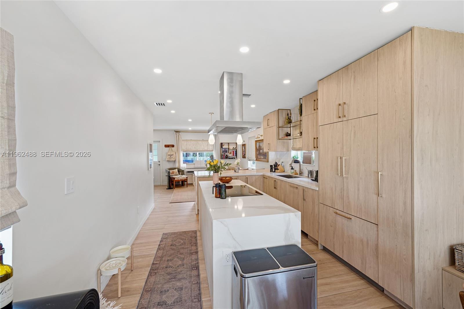 1737 SW 11th St Miami, FL 33135