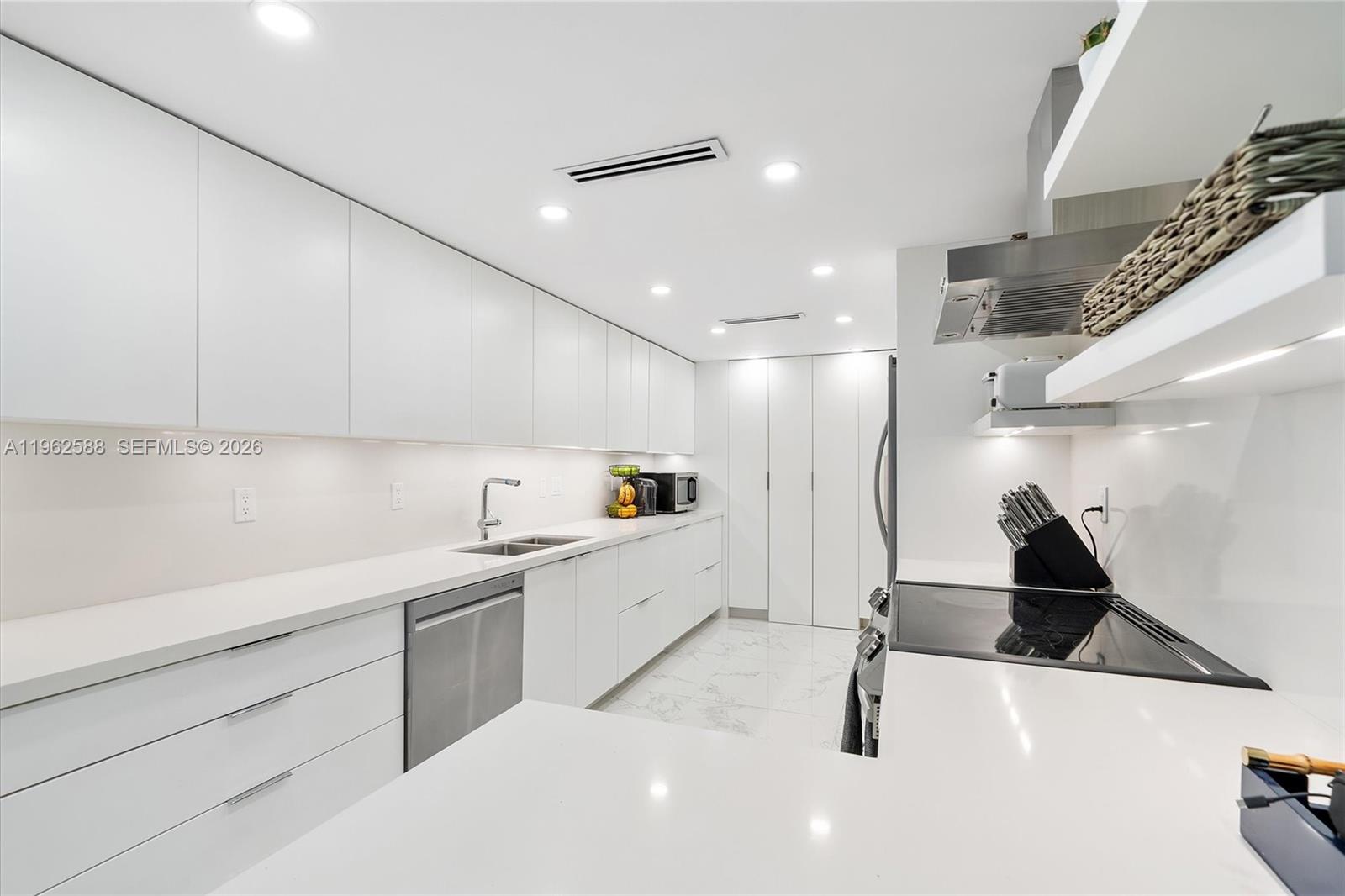 image Towers of Key Biscayne5