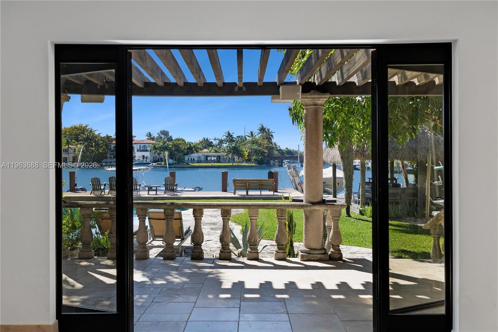 744 Lakeview Dr Miami Beach, FL 33140