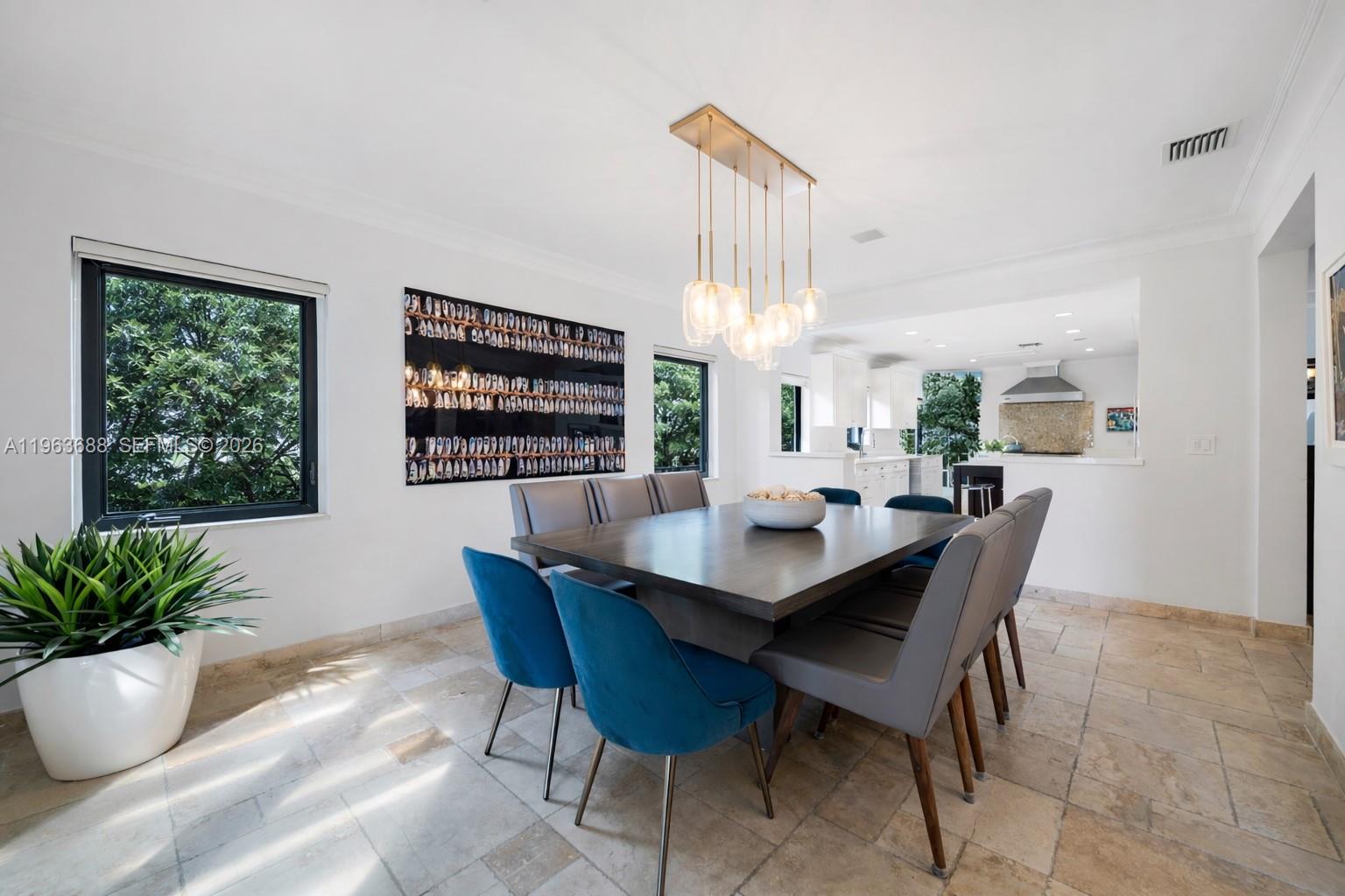 744 Lakeview Dr Miami Beach, FL 33140