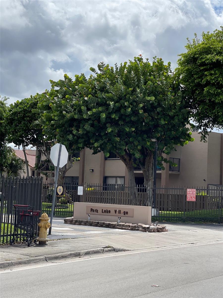 200 W Park Dr #207-1