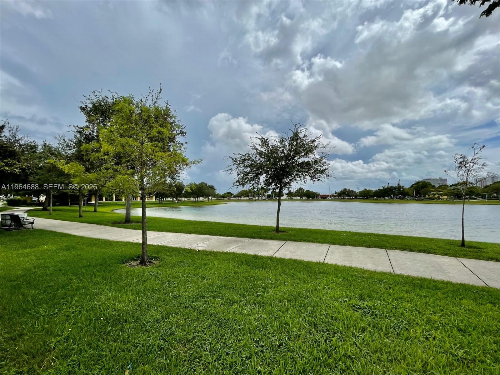 200 W Park Dr #207-1 Miami, FL 33172