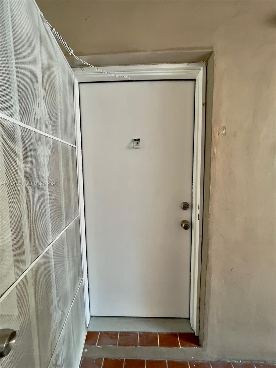 200 W Park Dr #207-1 Miami, FL 33172