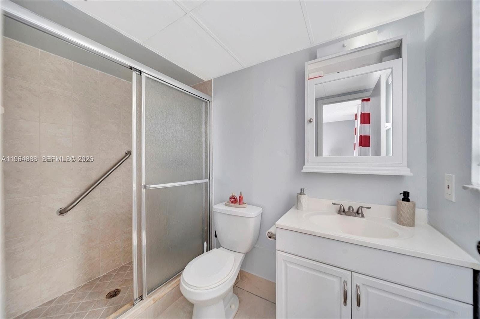 2801 Somerset Dr #215 Lauderdale Lakes, FL 33311